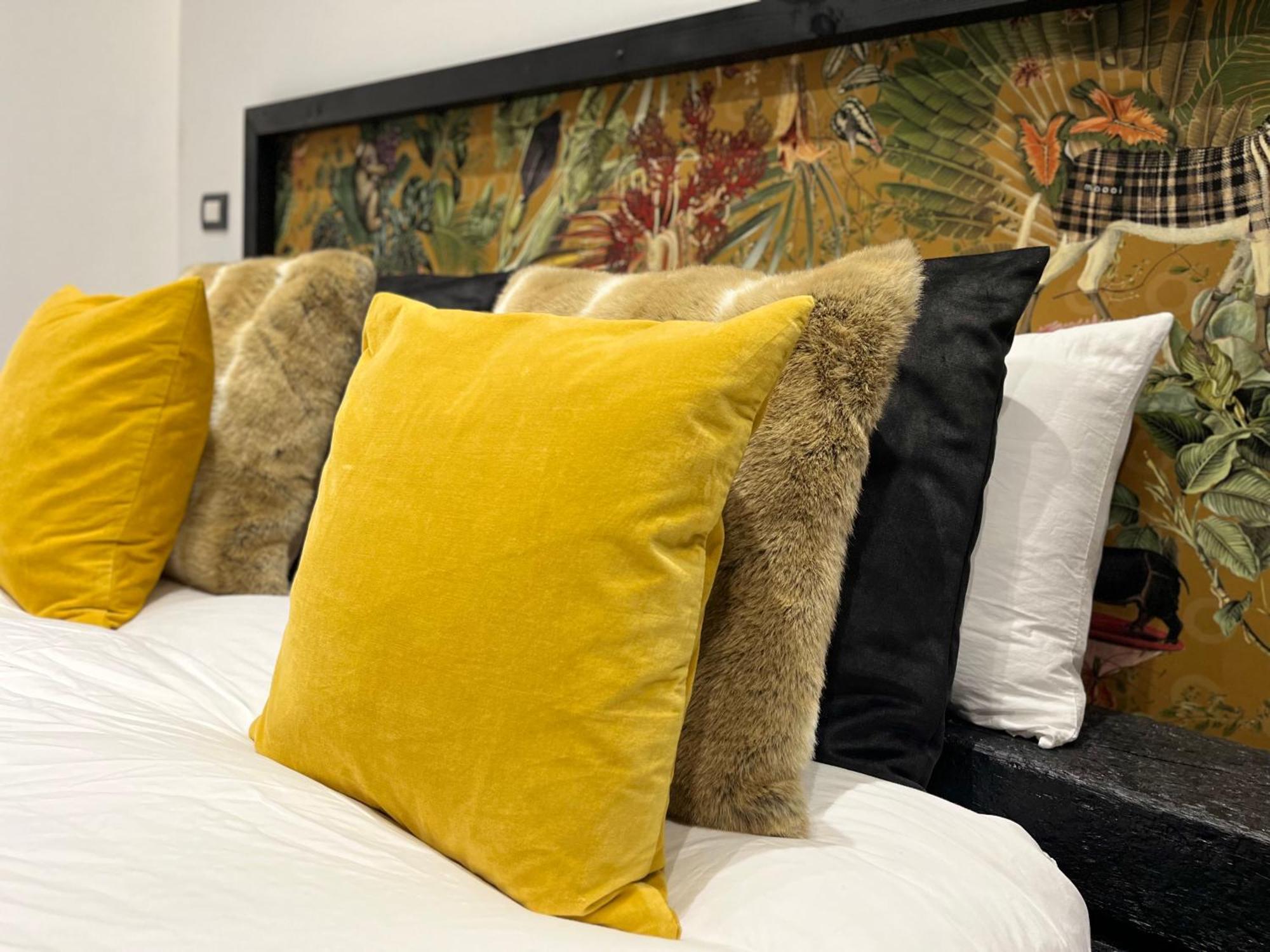White Castle - Charleroi Airport Bed & Breakfast Ngoại thất bức ảnh