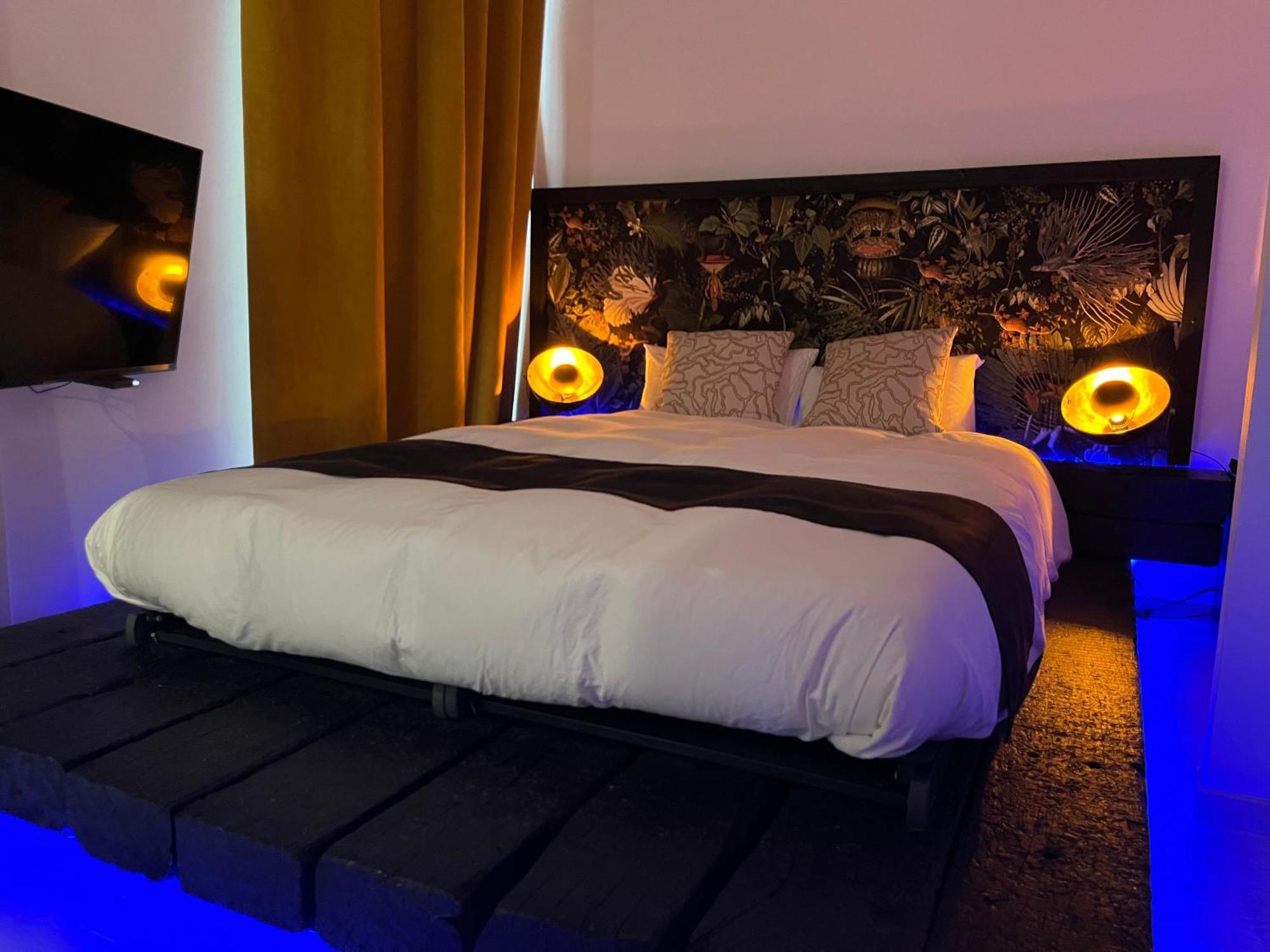 White Castle - Charleroi Airport Bed & Breakfast Ngoại thất bức ảnh